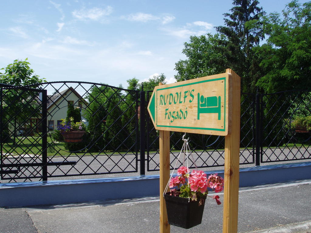 Rudolf'S Fogado Hotel Zsira Exterior photo